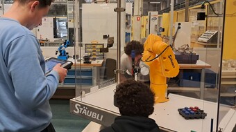 L’équipe du lycée Couffignal à la manœuvre lors du Val Robot Challenge